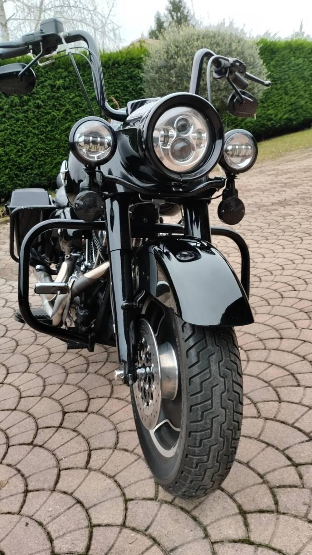 Harley-Davidson 1450 Road King Custom (2002 - 04) - FLHRSI (4)