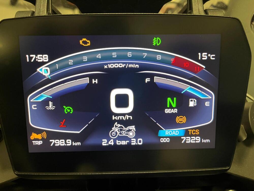 Voge Valico 900DSX (2024 - 26) (7)