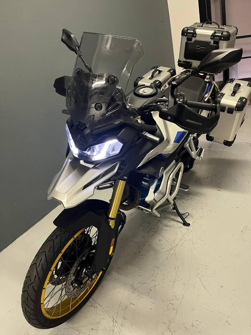 Voge Valico 900DSX (2024 - 26) (4)