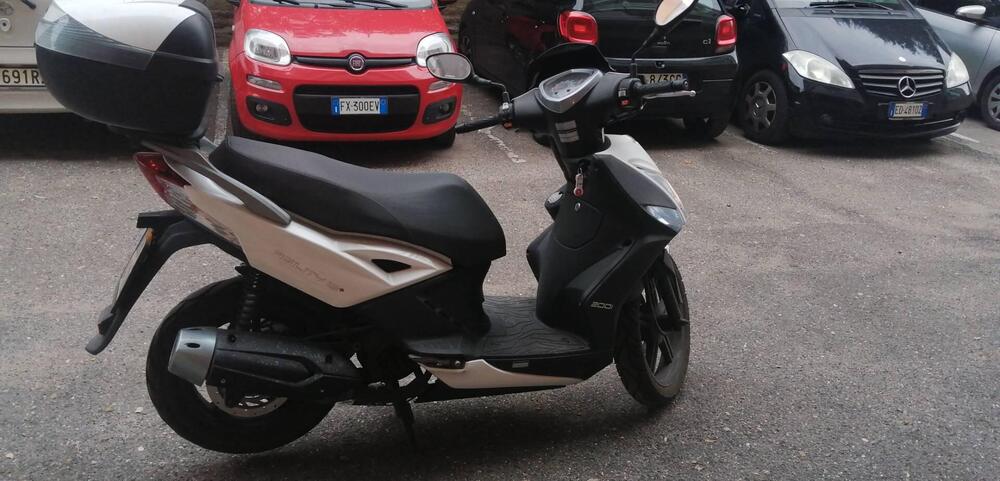 Kymco Agility 200i R16 + (2014 - 17) (4)