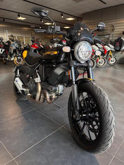 Ducati Scrambler 800 Full Throttle (2017 - 21) usata