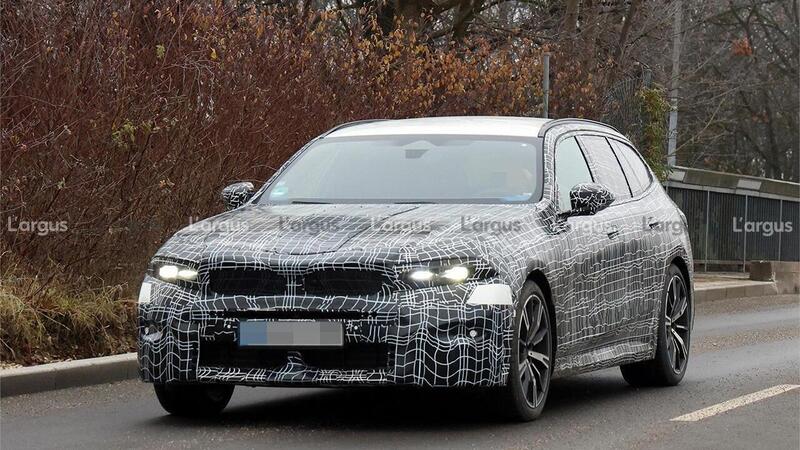 BMW Serie 5 Touring 2027, ecco cosa cambia: nuovo design e tecnologia pi&ugrave; evoluta