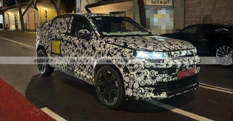 Fiat Fastback 2026: la variante coup&eacute; si scopre e rivela un carattere inaspettato [Foto Spia]