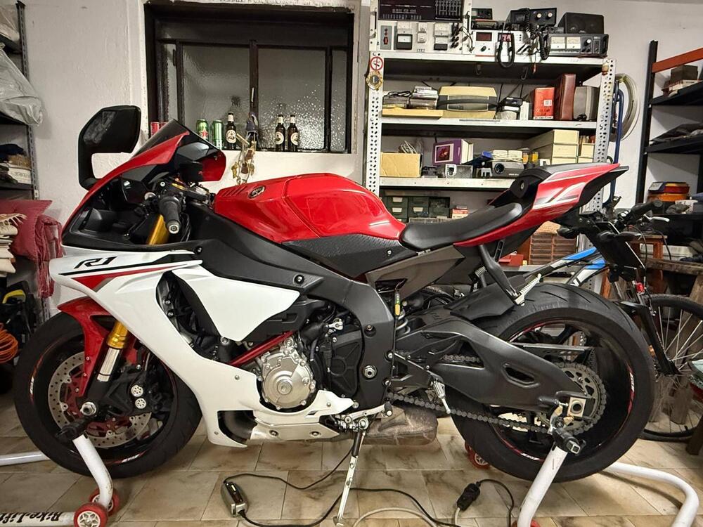Yamaha YZF R1 (2015 - 16) (2)