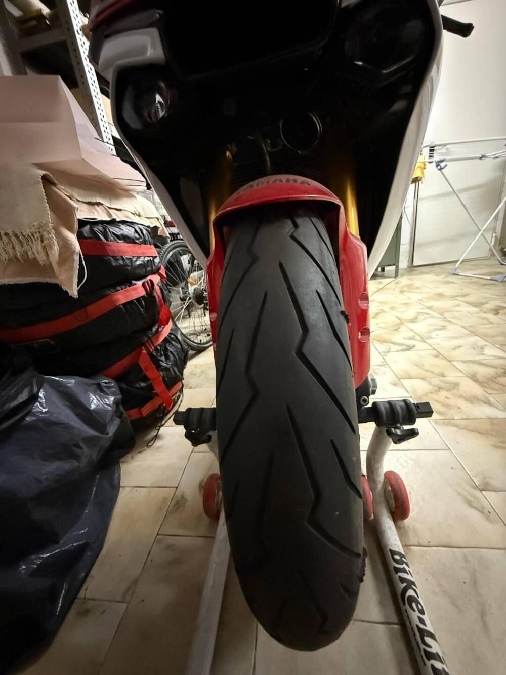 Yamaha YZF R1 (2015 - 16) (13)