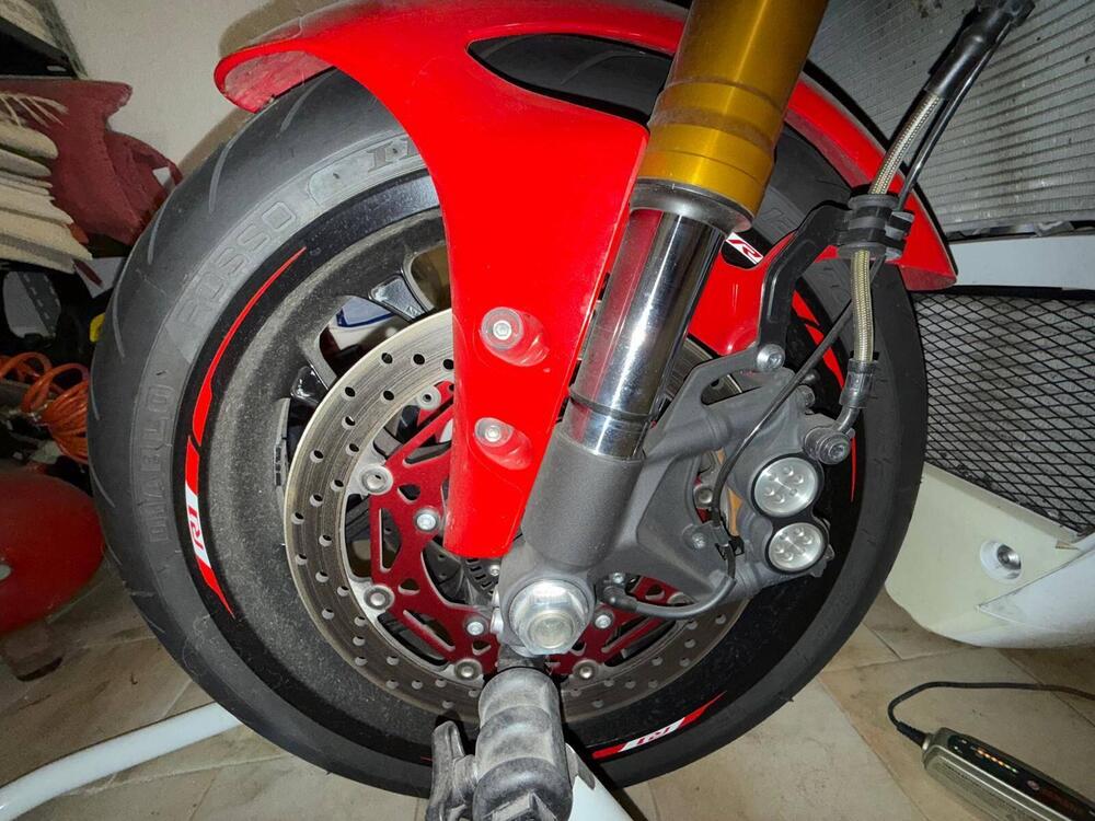 Yamaha YZF R1 (2015 - 16) (15)