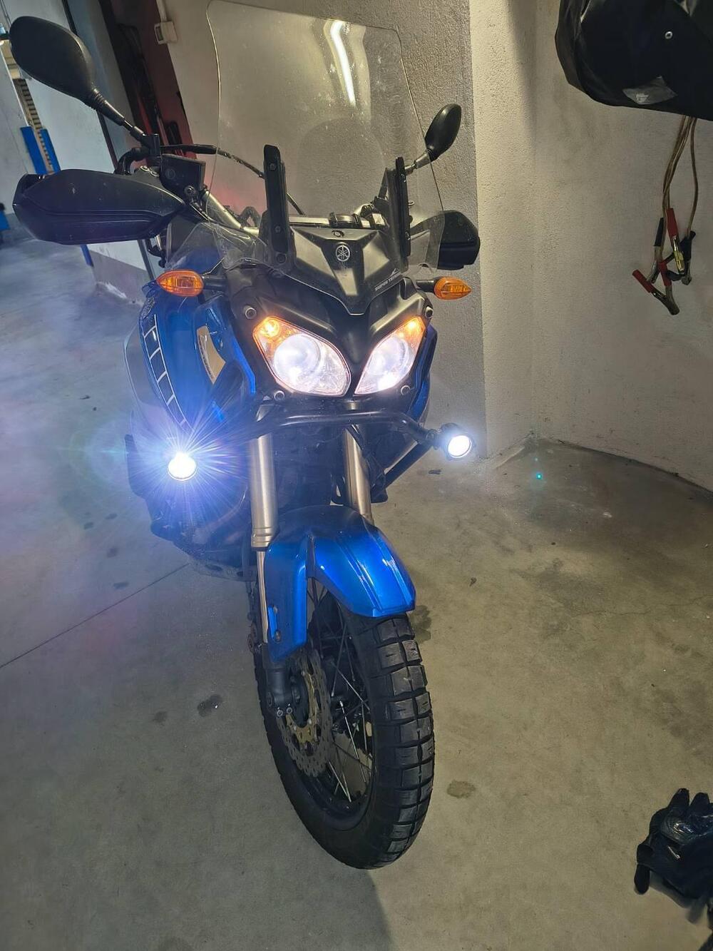 Yamaha XT1200Z Super Ténéré First Edition (2010 - 11) (3)