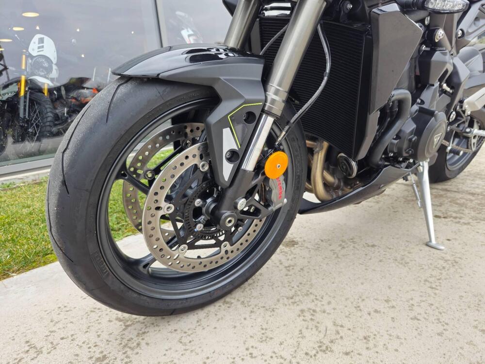 Triumph Street Triple 765 RS (2023 - 26) (8)