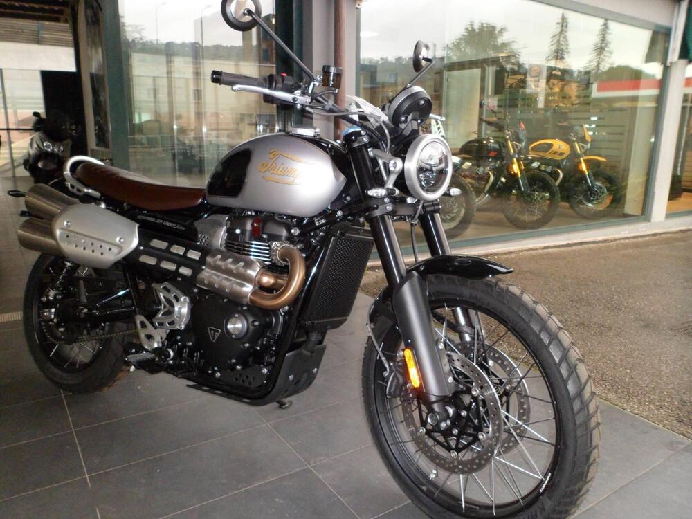 Triumph Scrambler 1200 X Icon Edition (2025 - 26) (2)