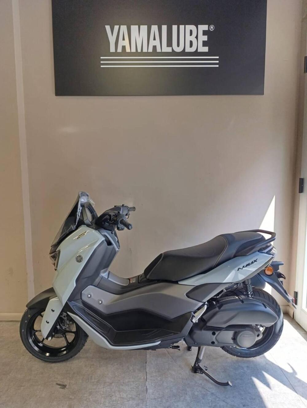 Yamaha N-Max 125 Tech Max (2025 - 26) (2)