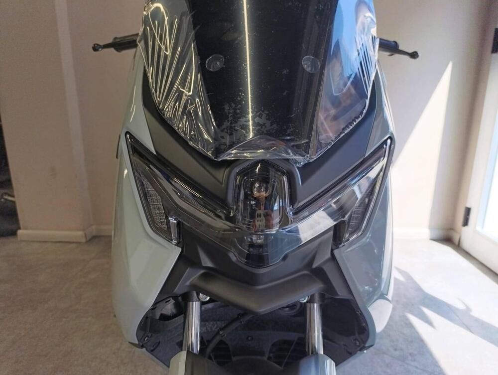 Yamaha N-Max 125 Tech Max (2025 - 26) (3)