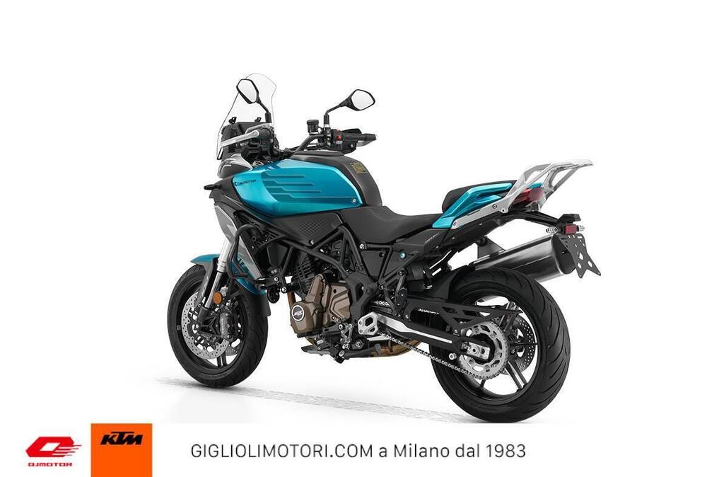 QJ Motor SRT 700 SX (2025 - 26) (6)