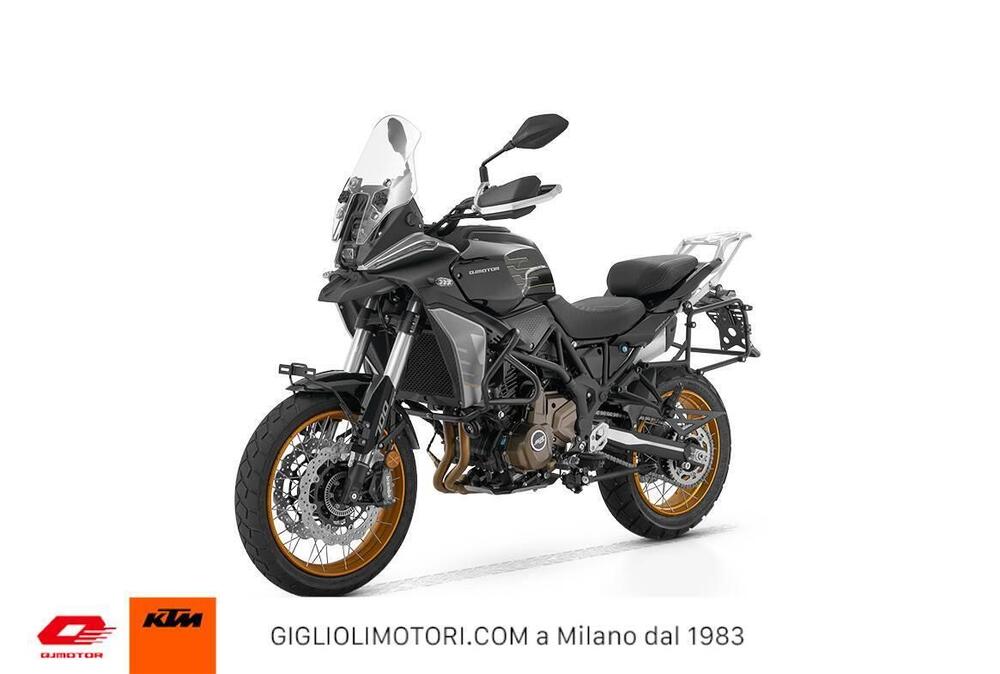 QJ Motor SRT 700 SX (2025 - 26) (3)