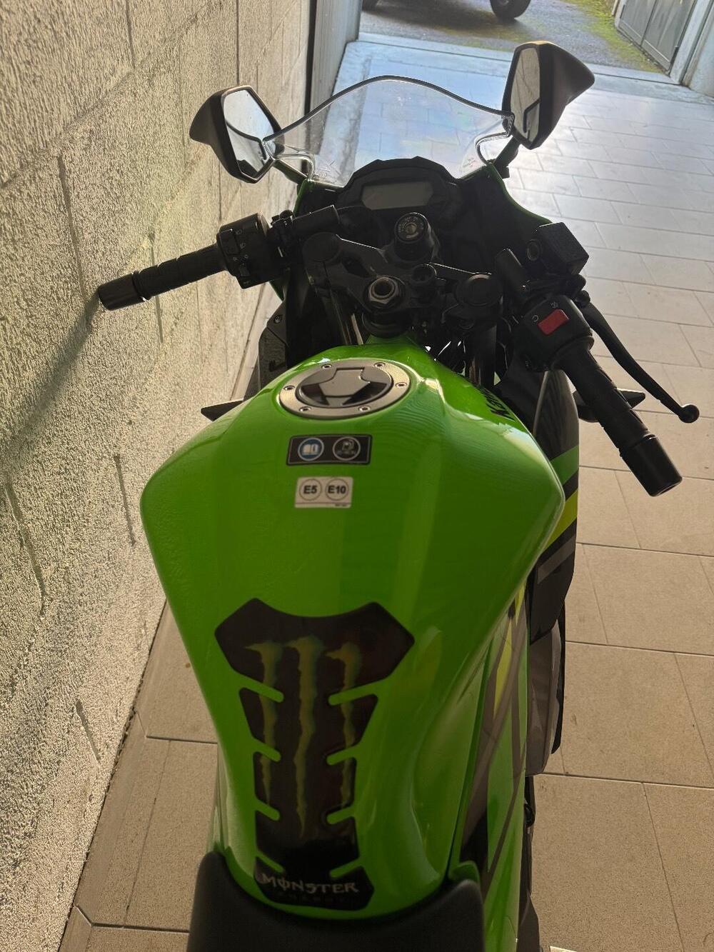 Kawasaki Ninja 125 (2021 - 24) (4)