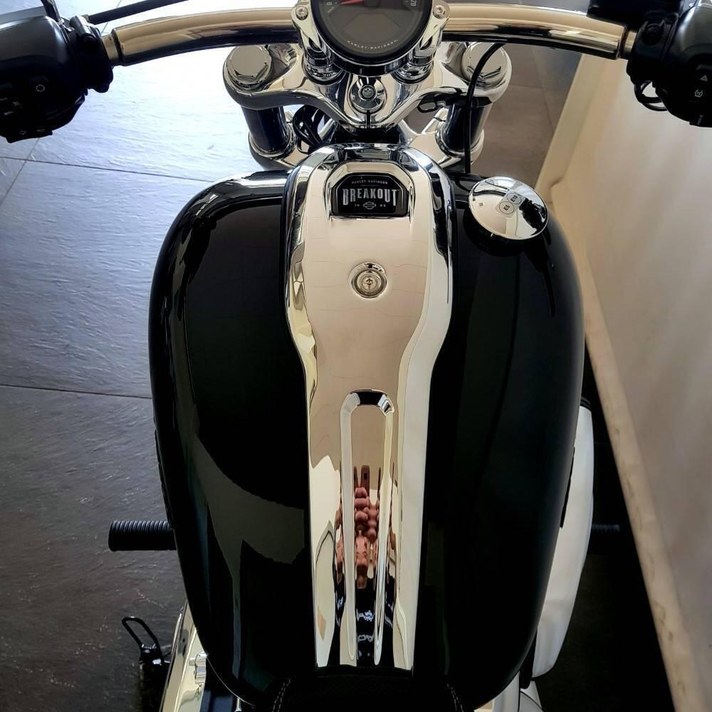 Harley-Davidson Breakout 117 (2025 - 26) (6)