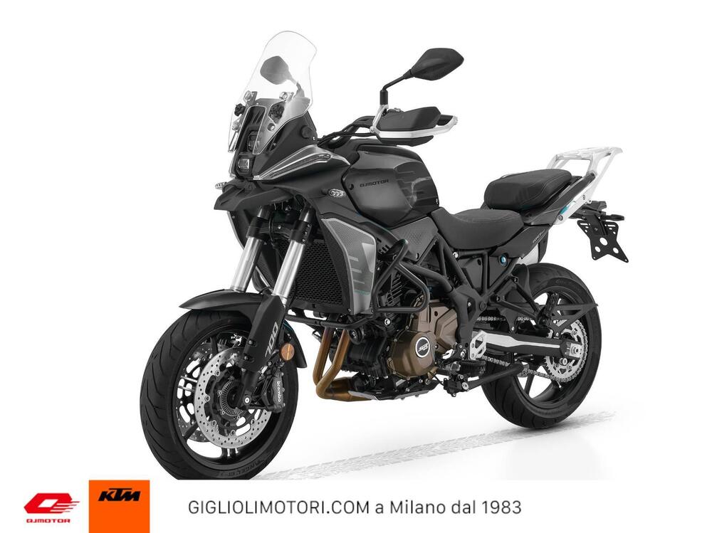 QJ Motor SRT 700 S (2025 - 26) (4)