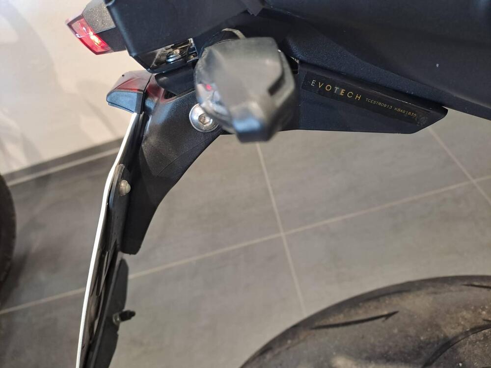 KTM 890 Duke R (2021) (3)