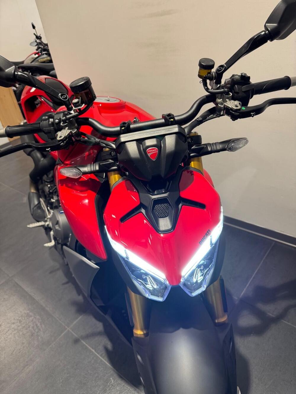 Ducati Streetfighter V2 S (2025 - 26) (5)