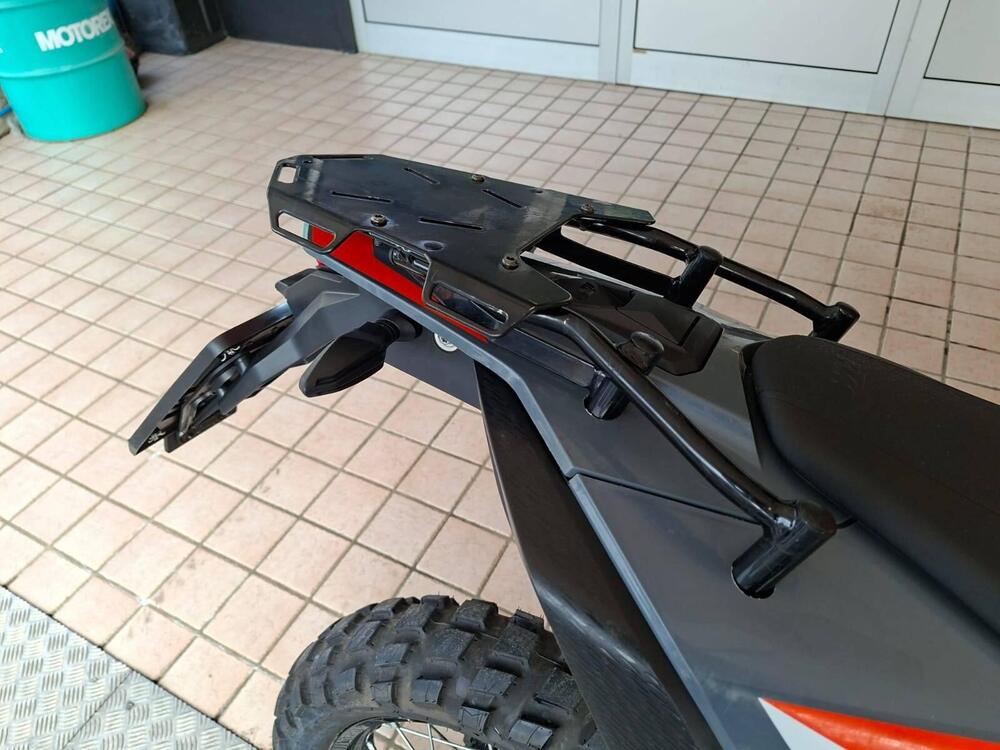 KTM 690 Enduro R (2022 - 25) (4)