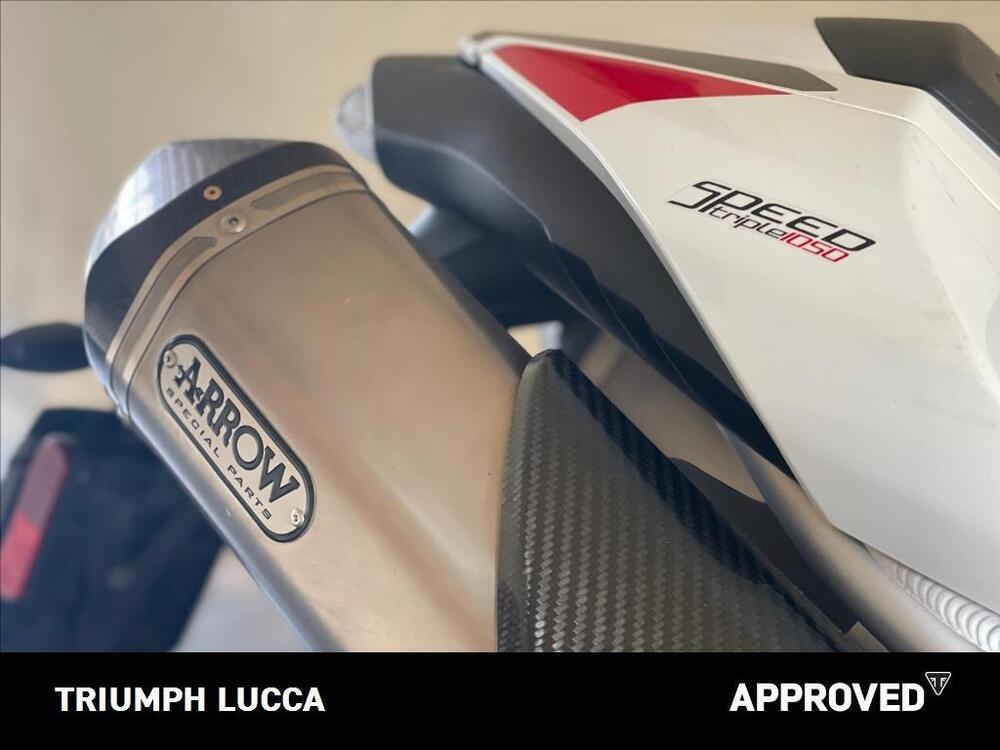 Triumph Speed Triple 1050 RS (2018 - 20) (9)