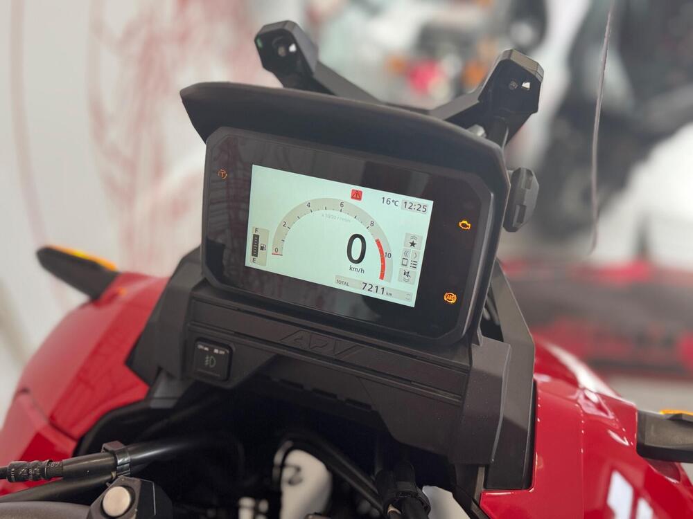 Honda ADV 350 (2025 - 26) (7)