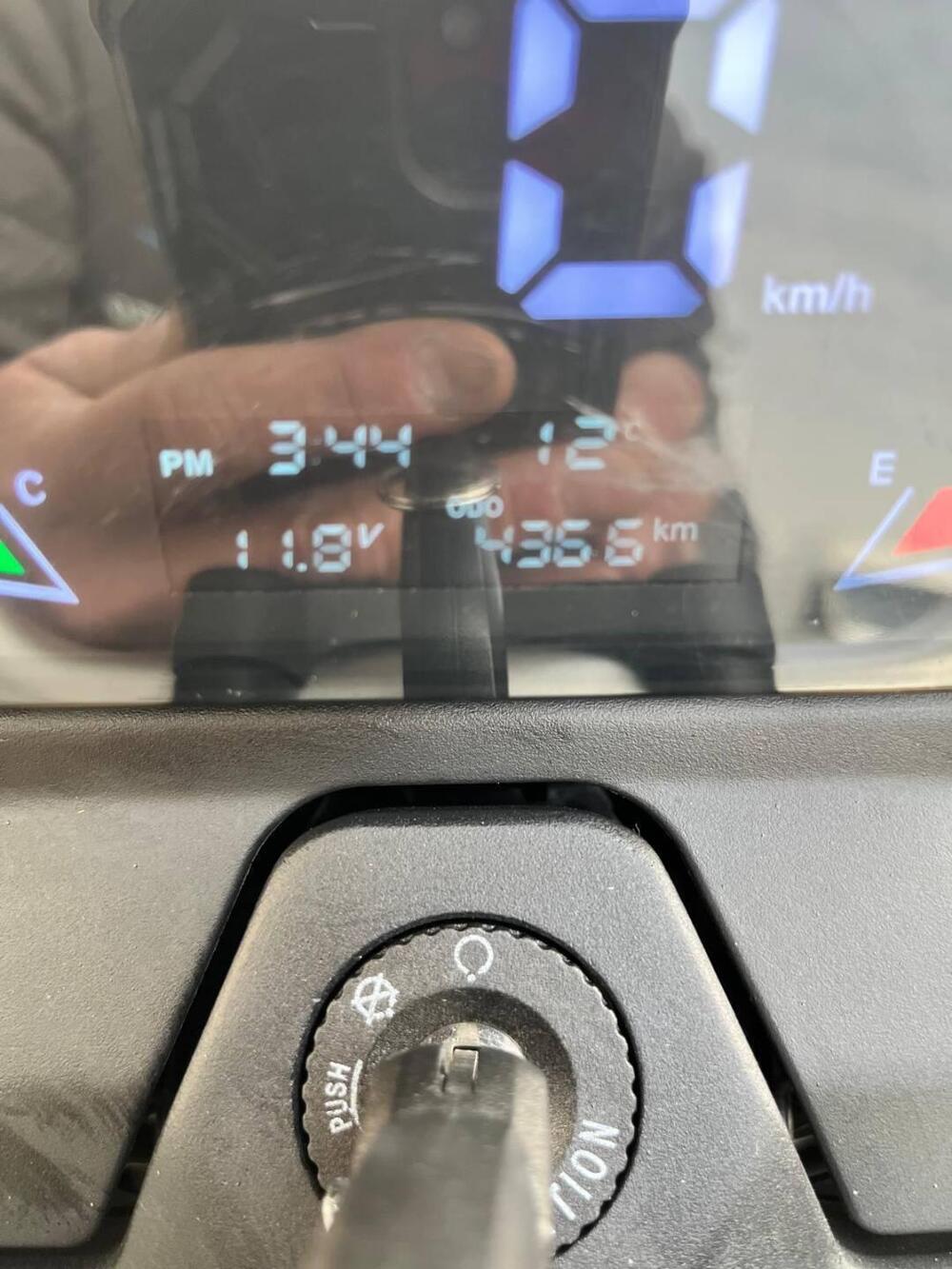 Voge Trofeo 350AC (2022 - 26) (4)