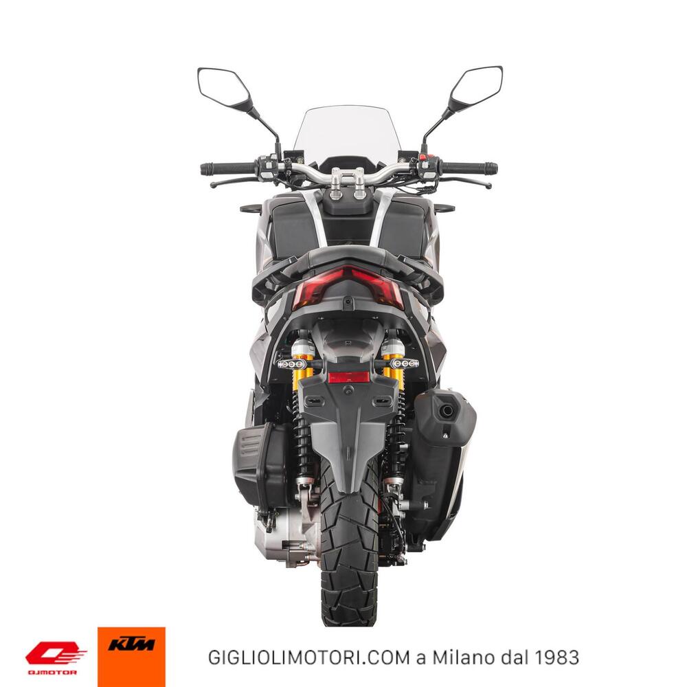 QJ Motor ATR 125 X (2024 - 26) (5)