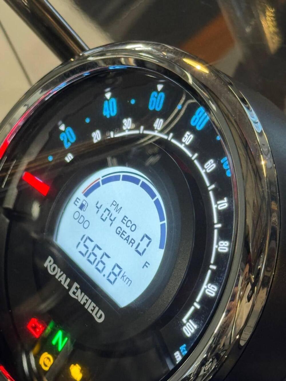 Royal Enfield Meteor 350 Aurora (2024 - 26) (5)