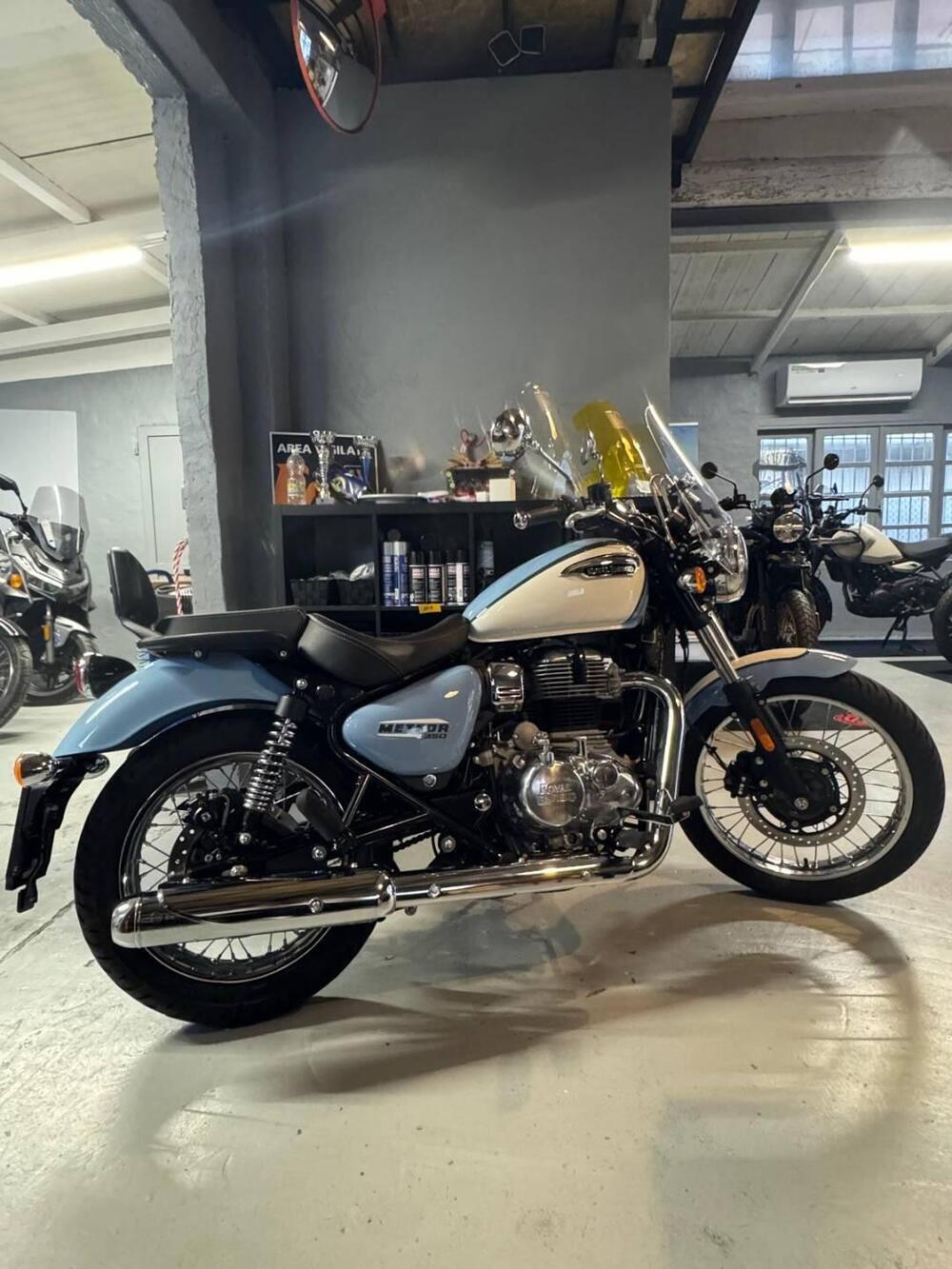 Royal Enfield Meteor 350 Aurora (2024 - 26)