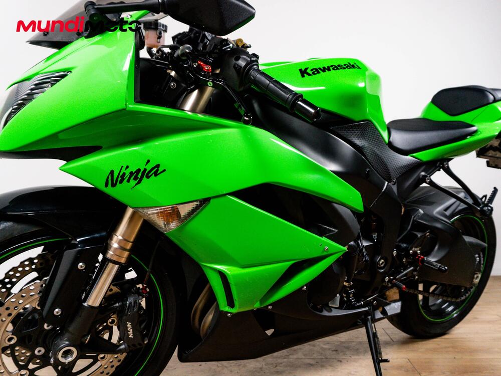 Kawasaki Ninja 600 ZX-6R (2007 - 08) (9)