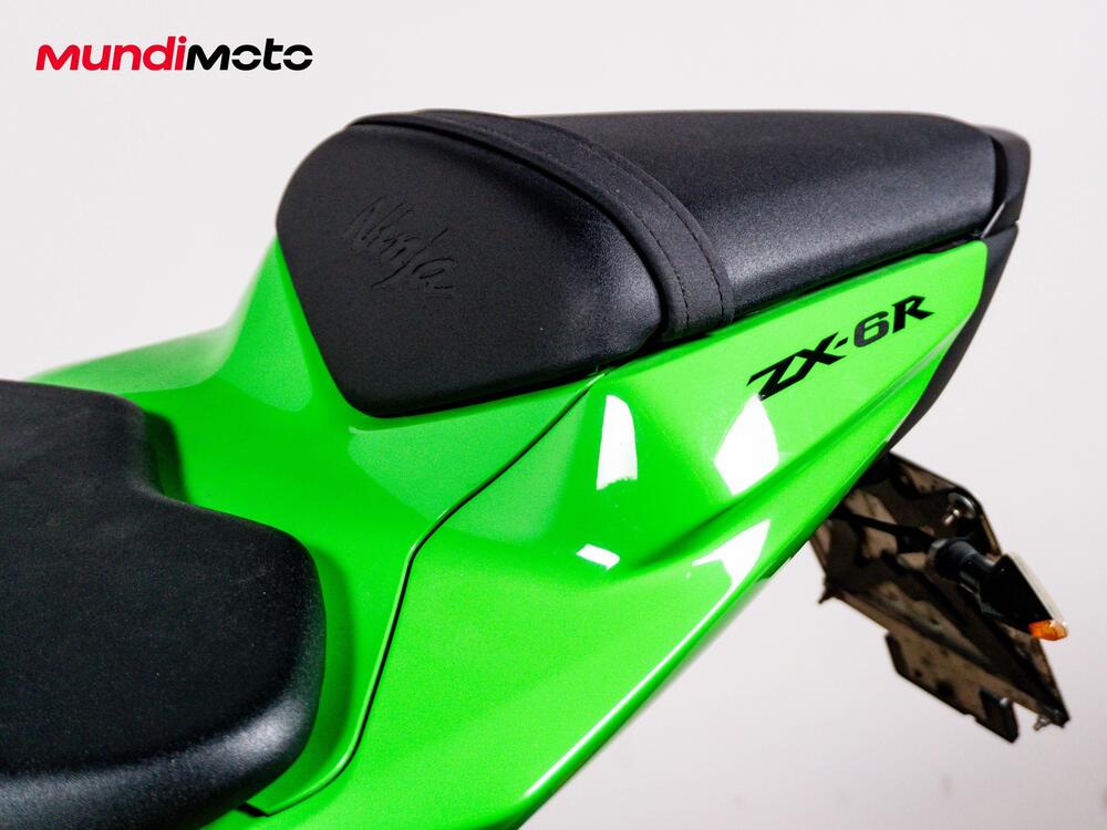 Kawasaki Ninja 600 ZX-6R (2007 - 08) (18)