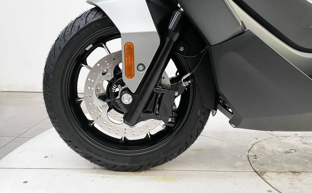 Voge Sfida SR4 MAX (2024 - 26) (3)