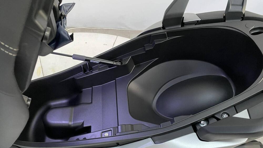 Voge Sfida SR4 MAX (2024 - 26) (10)