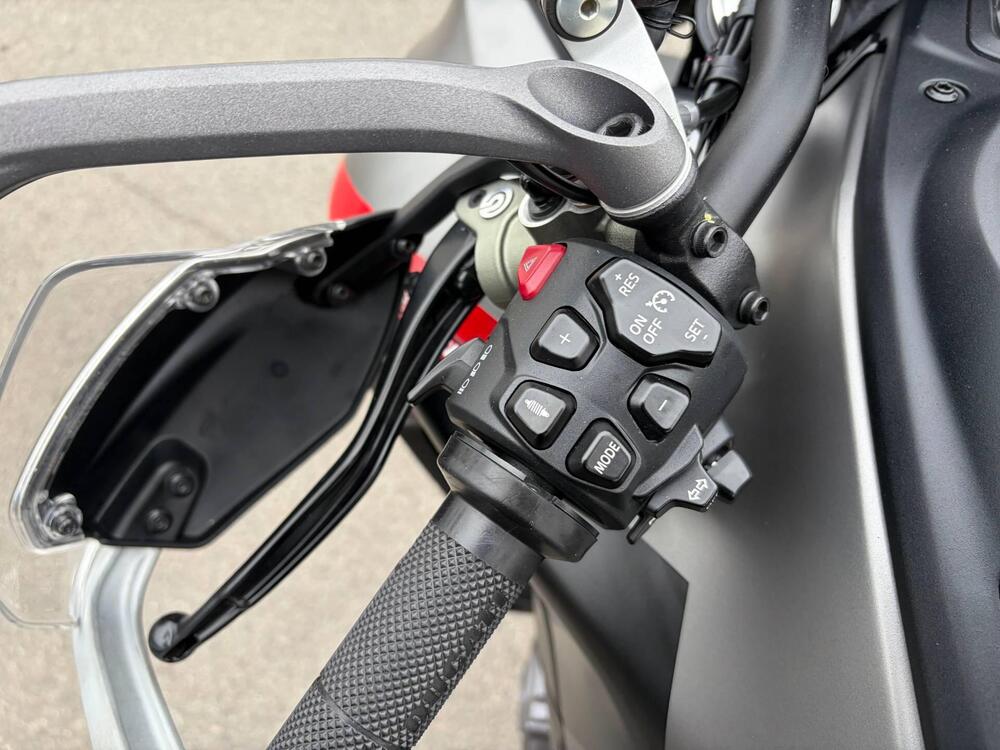 Ducati Multistrada V4 S Grand Tour (2024) (9)