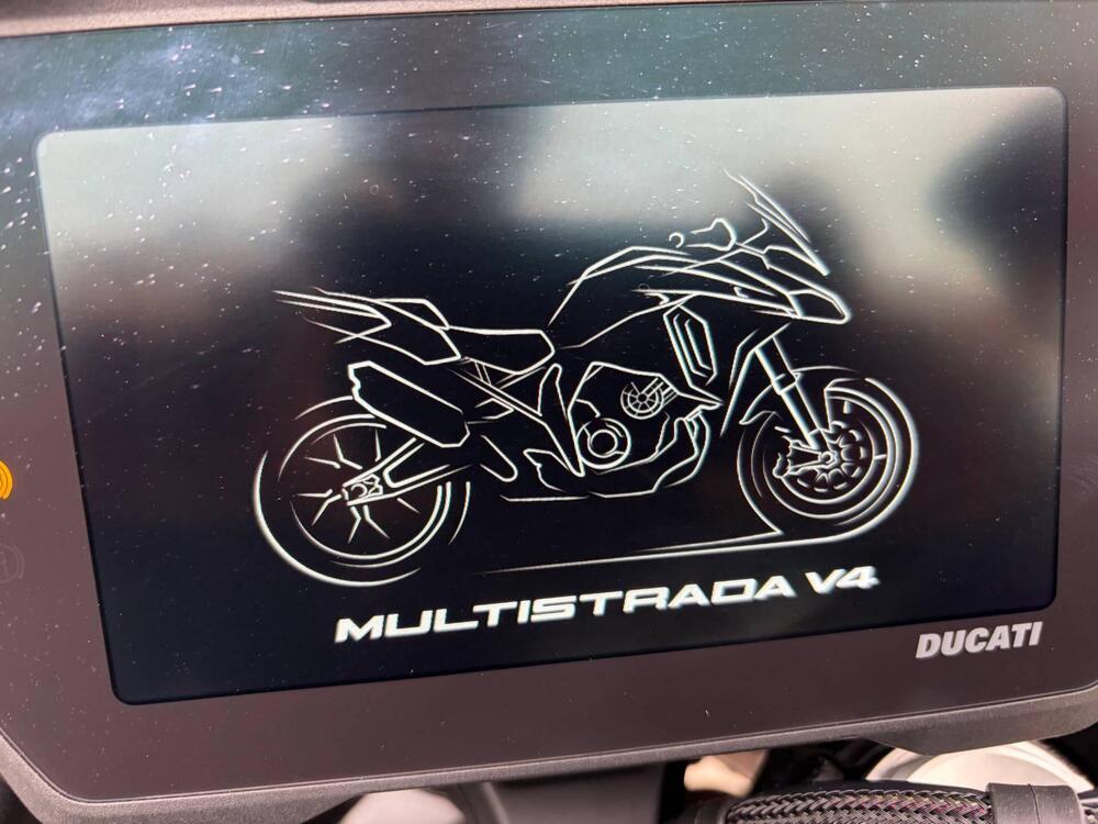 Ducati Multistrada V4 S Grand Tour (2024) (12)