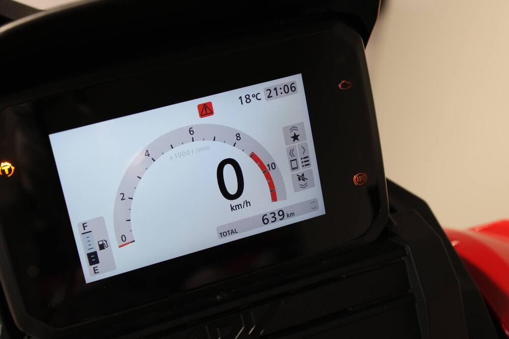 Honda ADV 350 (2025 - 26) (6)