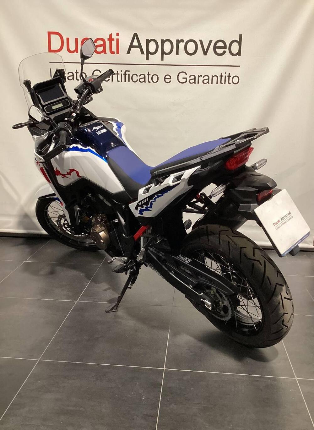Honda Africa Twin CRF 1100L ES (2024 - 26) (4)