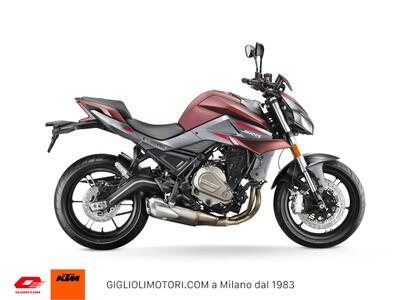 QJ Motor SRK 700 (2023 - 25) nuova