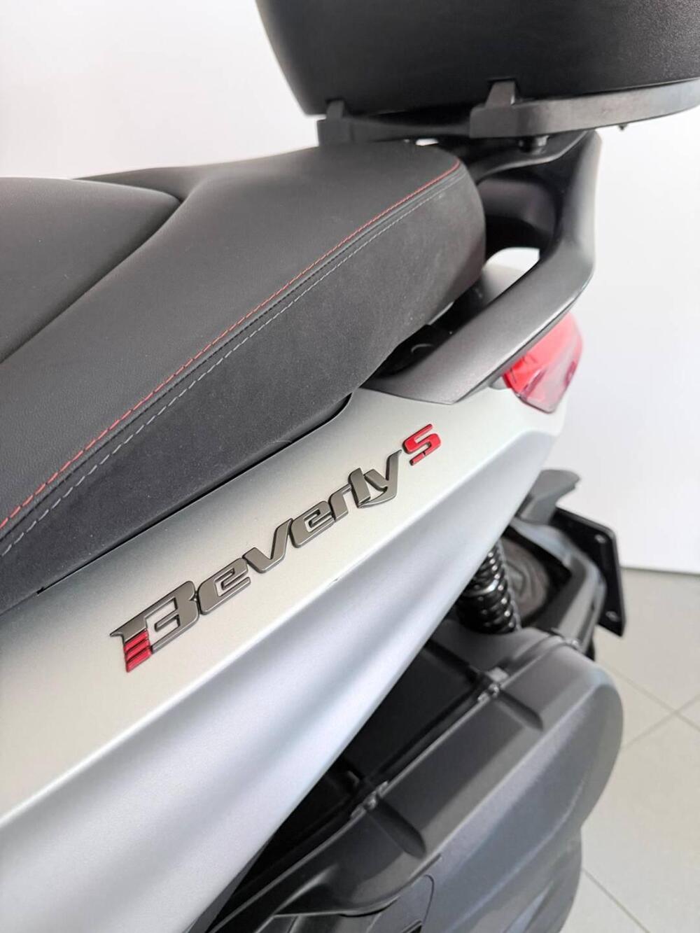 Piaggio Beverly 400 S ABS-ASR (2021 - 24) (4)