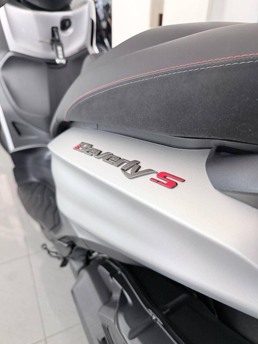 Piaggio Beverly 400 S ABS-ASR (2021 - 24) (6)