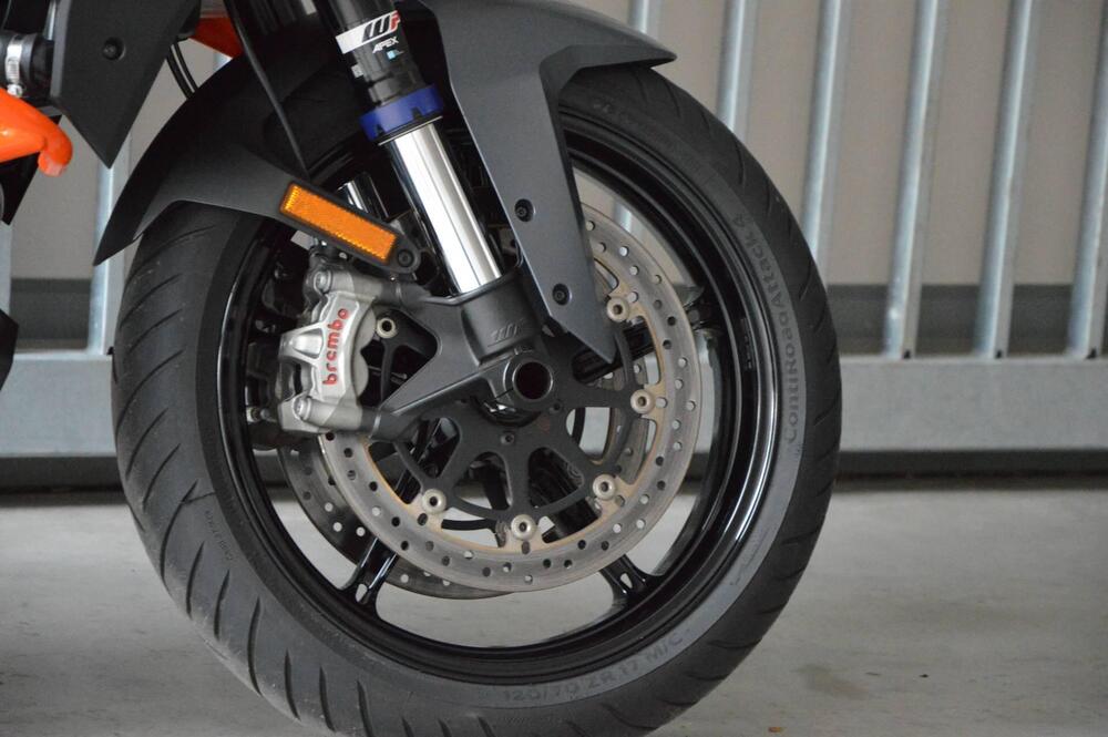 KTM 1290 Super Duke GT (2022 - 25) (6)