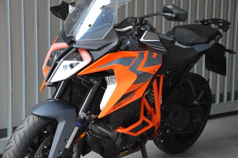 KTM 1290 Super Duke GT (2022 - 25) (11)