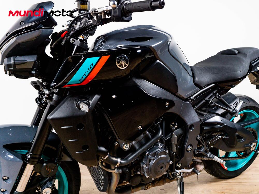 Yamaha MT-10 ABS (2016 - 17) (9)