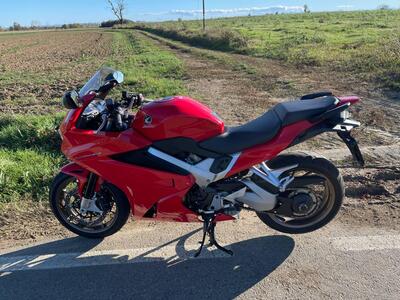 Honda VFR 800 F (2014 - 16) usata