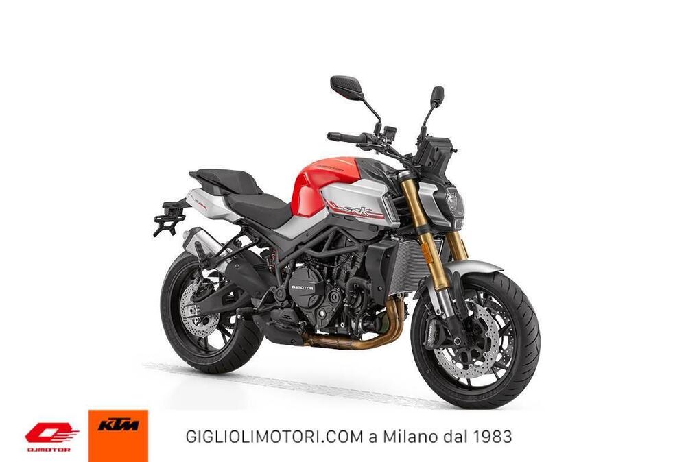 QJ Motor SRK 900 (2025 - 26) (5)