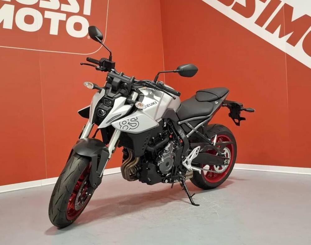 Suzuki GSX-8S (2025 - 26) (3)