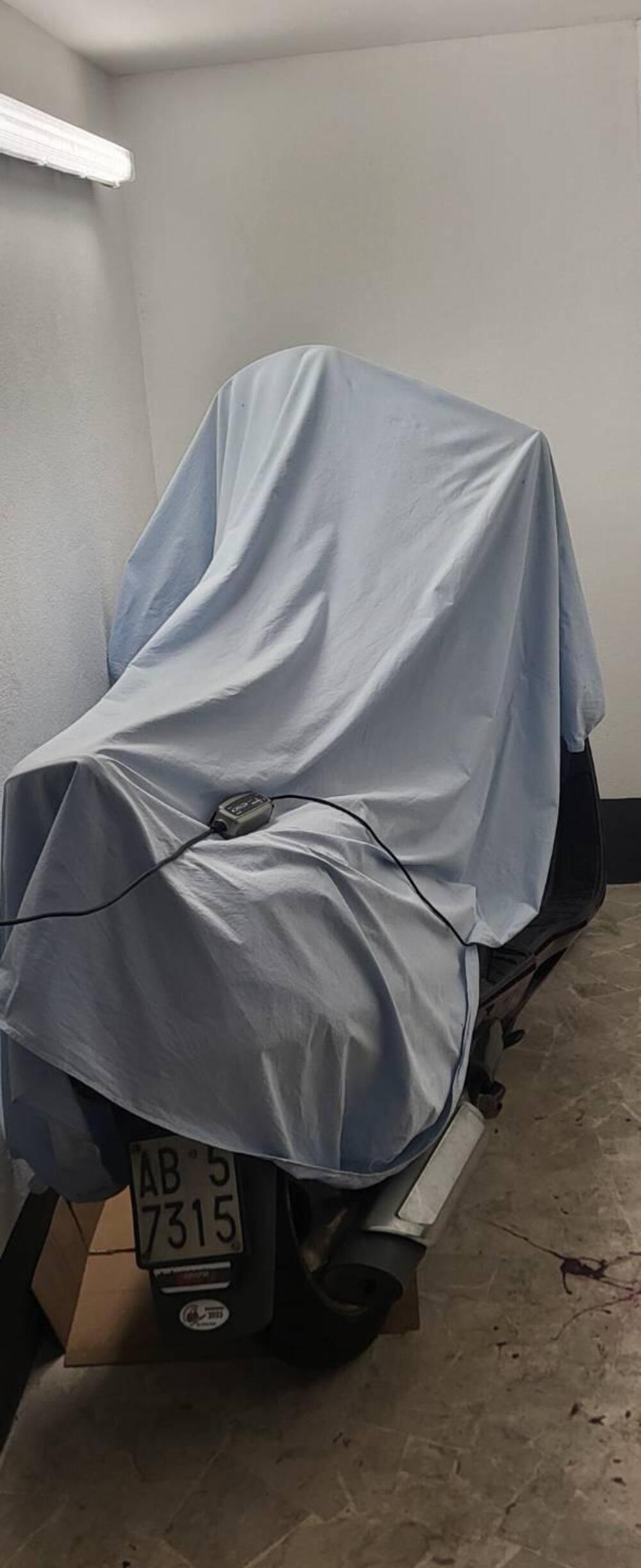 Suzuki Burgman AN 250 (1998 - 01) (10)