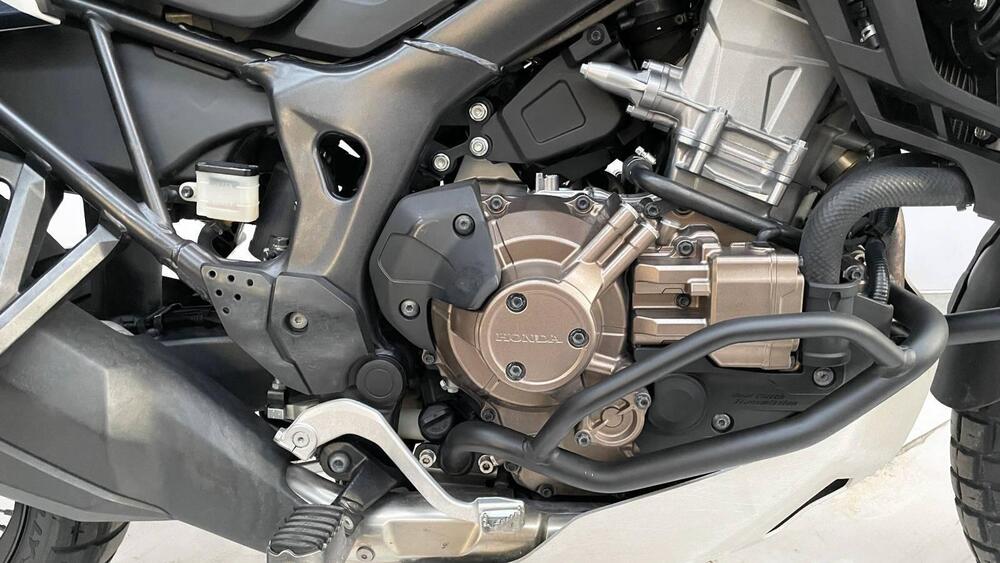 Honda Africa Twin CRF 1000L DCT ABS (2016 - 17) (4)