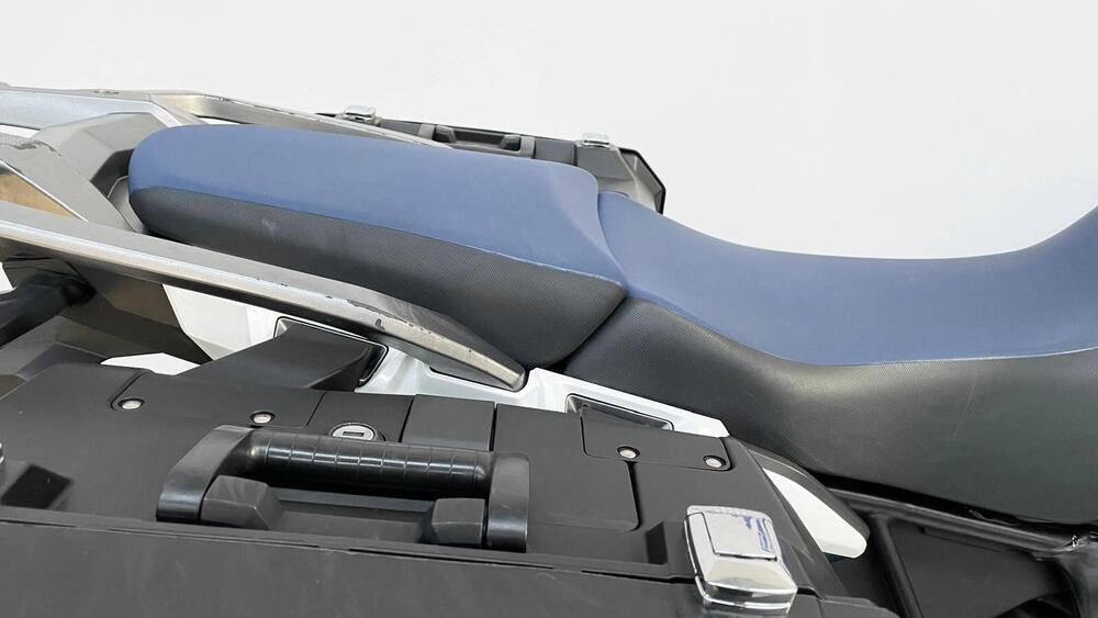 Honda Africa Twin CRF 1000L DCT ABS (2016 - 17) (9)