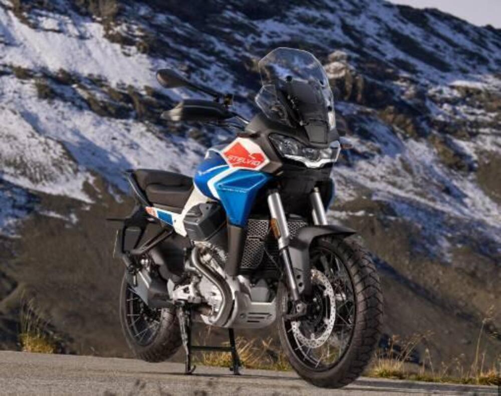 Moto Guzzi Stelvio Duecento Tributo (2025 - 26) (5)